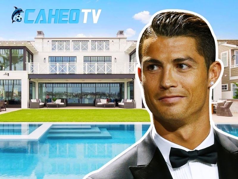 Tính theo tiền Việt Ronaldo đang có mức lương ra sao?